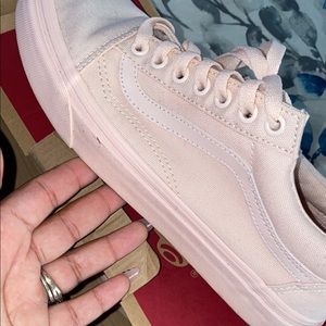 Blush Pink Vans . Excellent Used Condition‼️ size 9